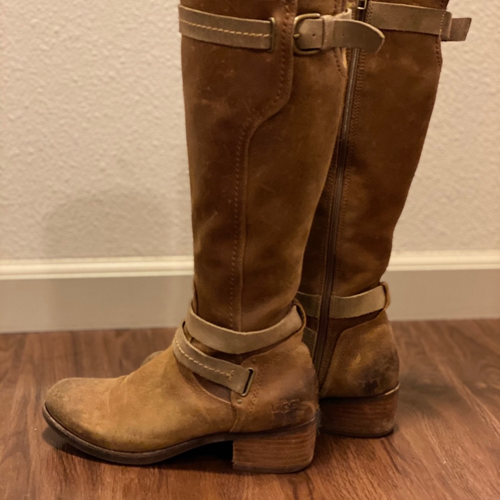 Ugg suede boots size 7